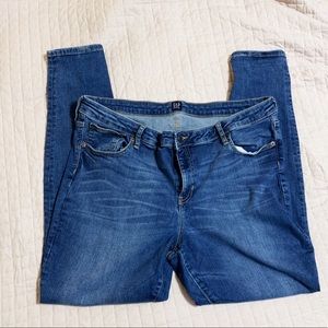 18 Old Navy Rockstar Jeggings